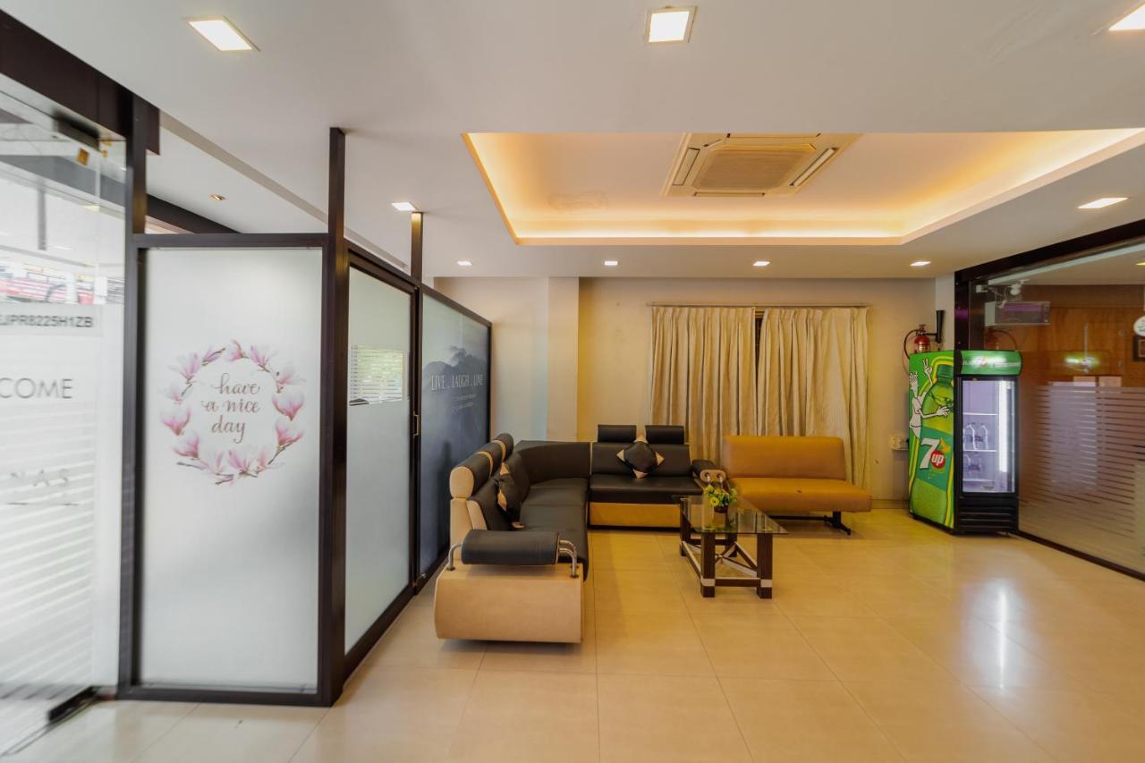 Hotel Ranas Residency Tiruchirappalli Exterior foto
