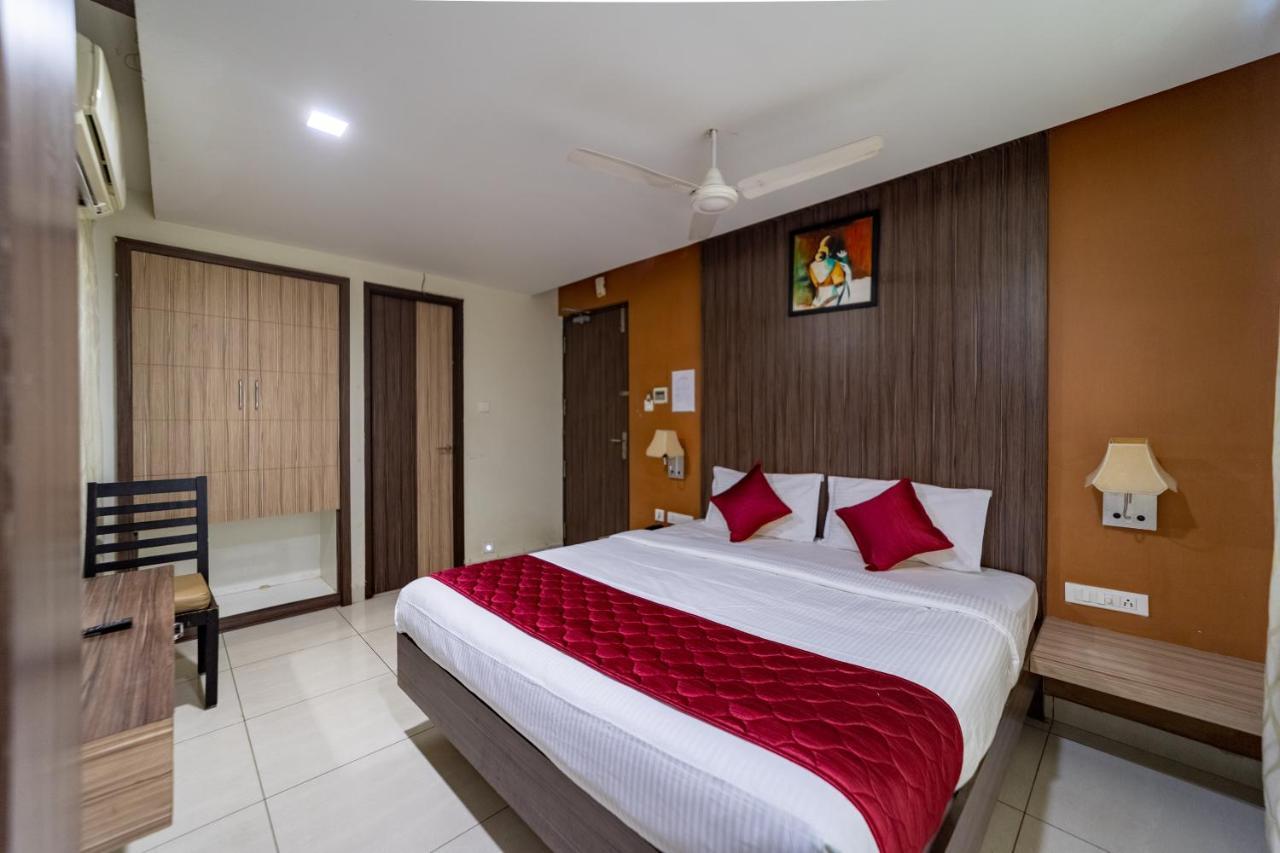 Hotel Ranas Residency Tiruchirappalli Exterior foto